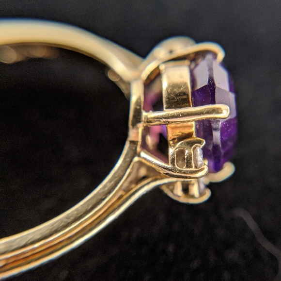 14K Gold Amethyst Solitaire Ring & Diamond Accents - Picture 4 of 8